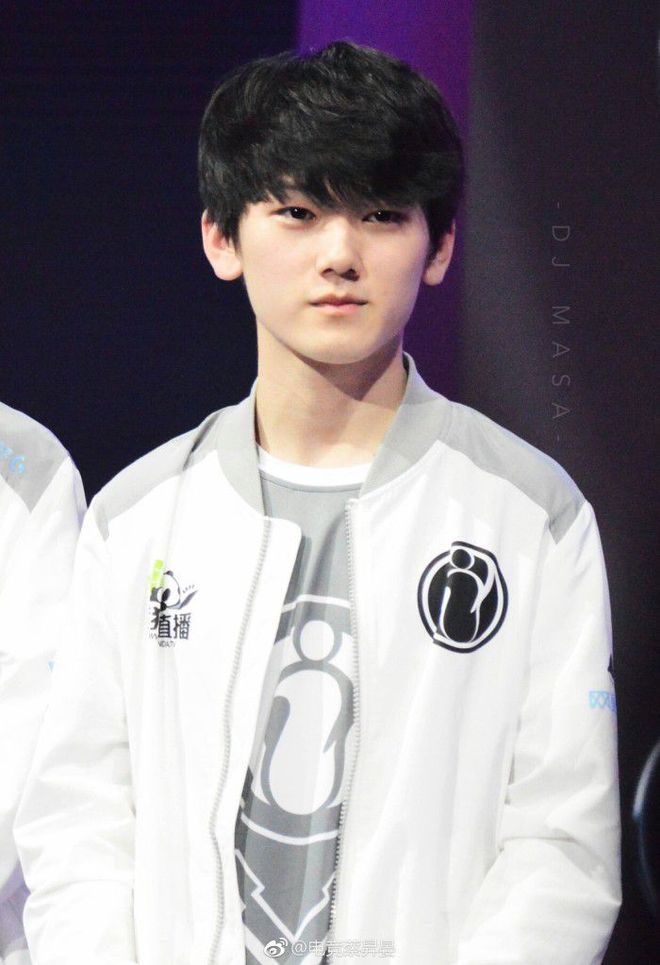 T.c — Passion UA 的新教练；